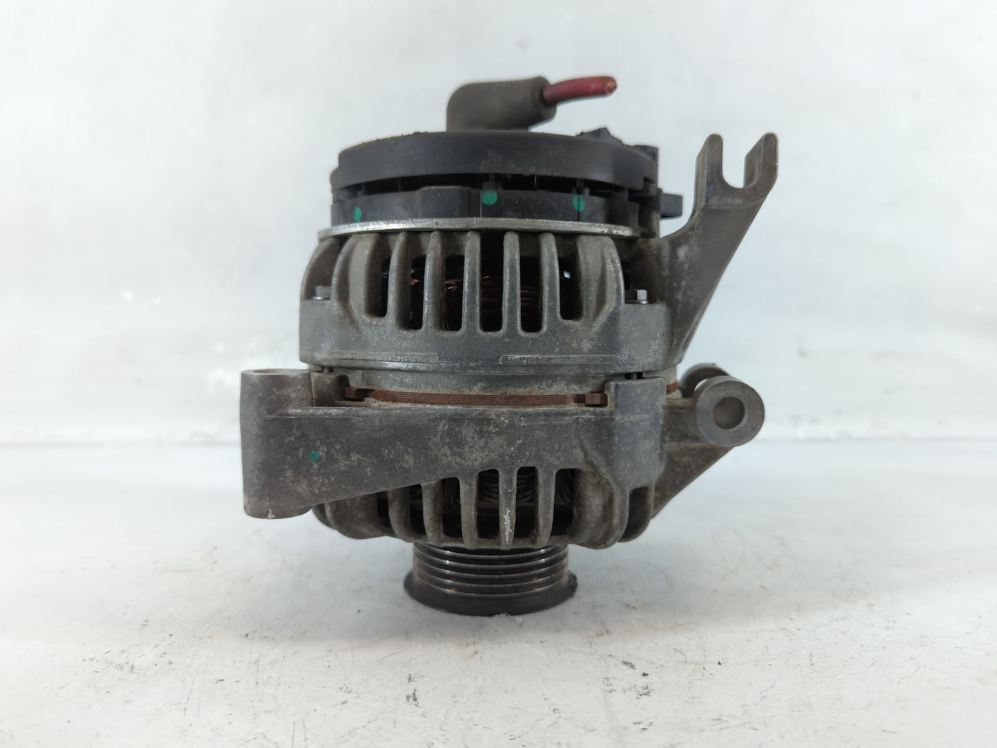 2005 Buick Lacross Alternator Replacement Generator Charging Assembly Engine OEM P/N:0 124 425 031 Fits OEM Used Auto Parts 