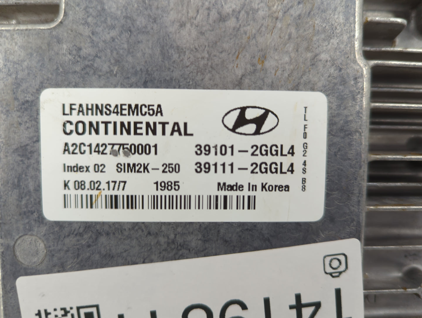 2005 Buick Lacrosse PCM Engine Control Computer ECU ECM PCU OEM P/N:39111-2GGL4 39101-2GGL4 Fits OEM Used Auto Parts - Oemus