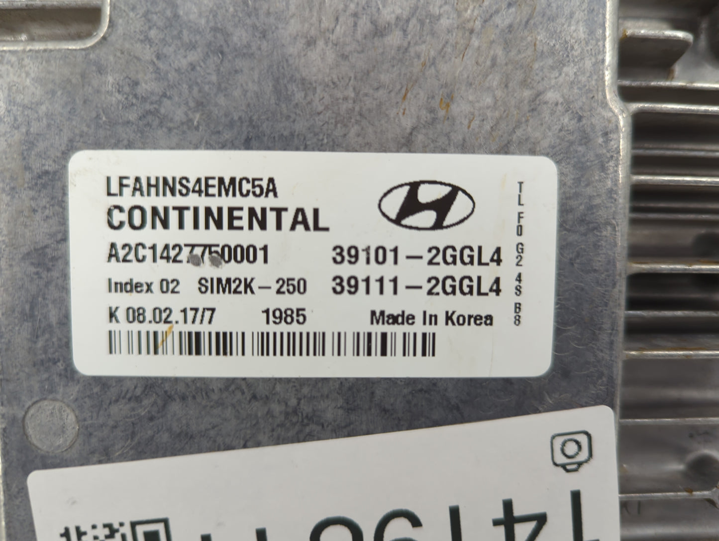 2005 Buick Lacrosse PCM Engine Control Computer ECU ECM PCU OEM P/N:39111-2GGL4 39101-2GGL4 Fits OEM Used Auto Parts - Oemus