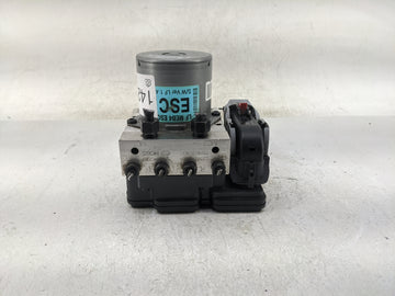 2005-2009 Buick Lacrosse ABS Pump Control Module Replacement P/N:61589-45100 Fits Fits 2005 2006 2007 2008 2009 OEM Used Aut