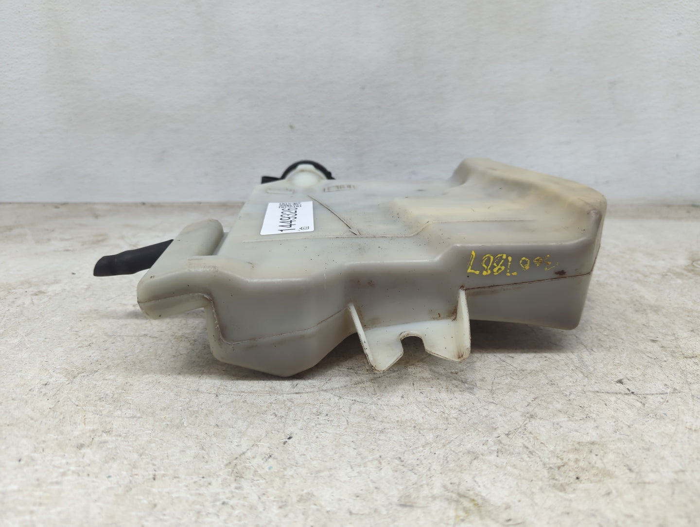 2005-2009 Buick Lacrosse Radiator Coolant Overflow Expansion Tank Bottle 1449326 - Oemusedautoparts1.com
