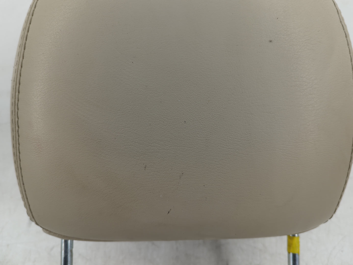 2005-2009 Buick Lacrosse Headrest Head Rest Front Driver Passenger Seat Fits Fits 2005 2006 2007 2008 2009 OEM Used Auto Par
