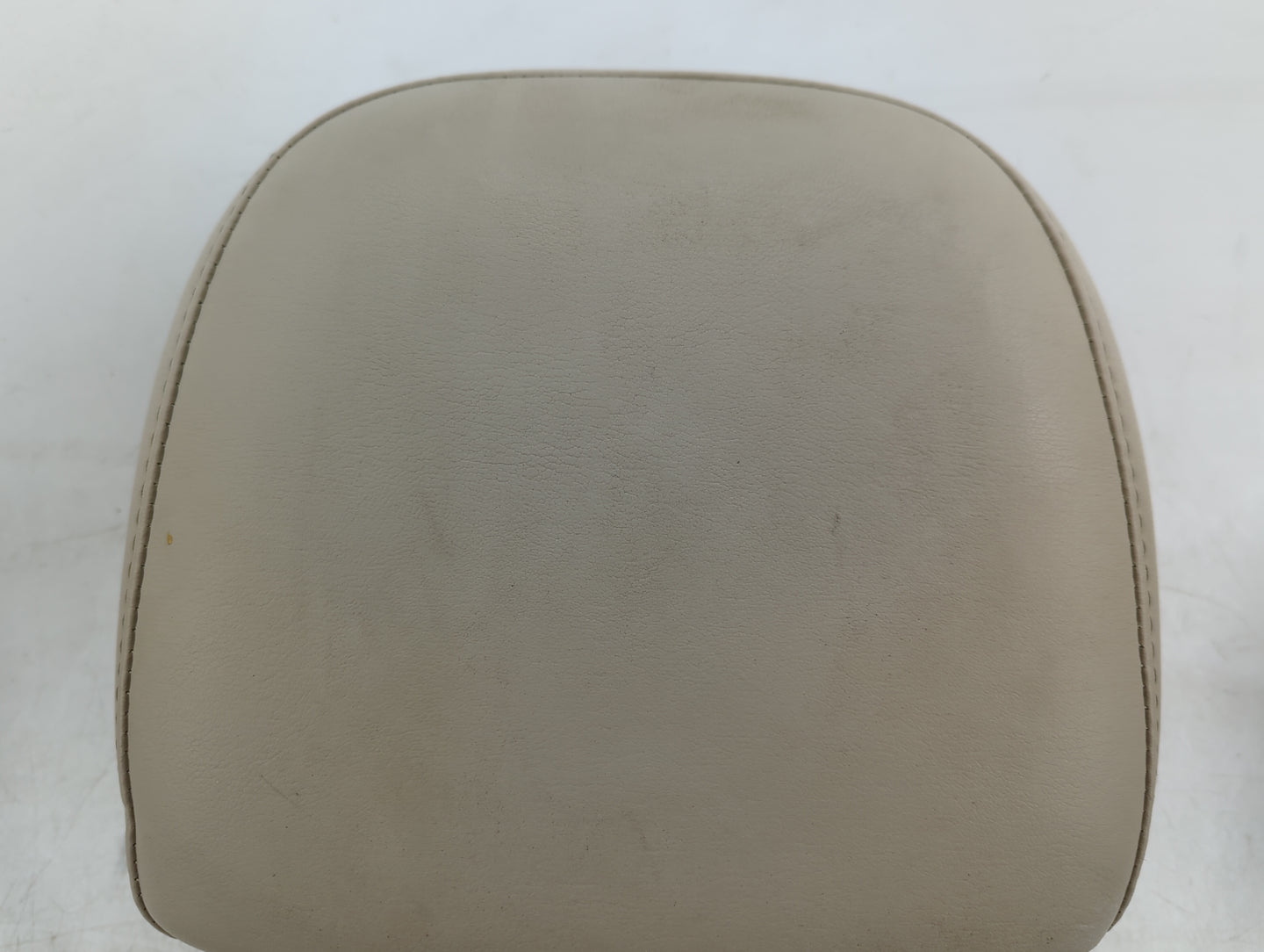 2005-2009 Buick Lacrosse Headrest Head Rest Front Driver Passenger Seat Fits Fits 2005 2006 2007 2008 2009 OEM Used Auto Par