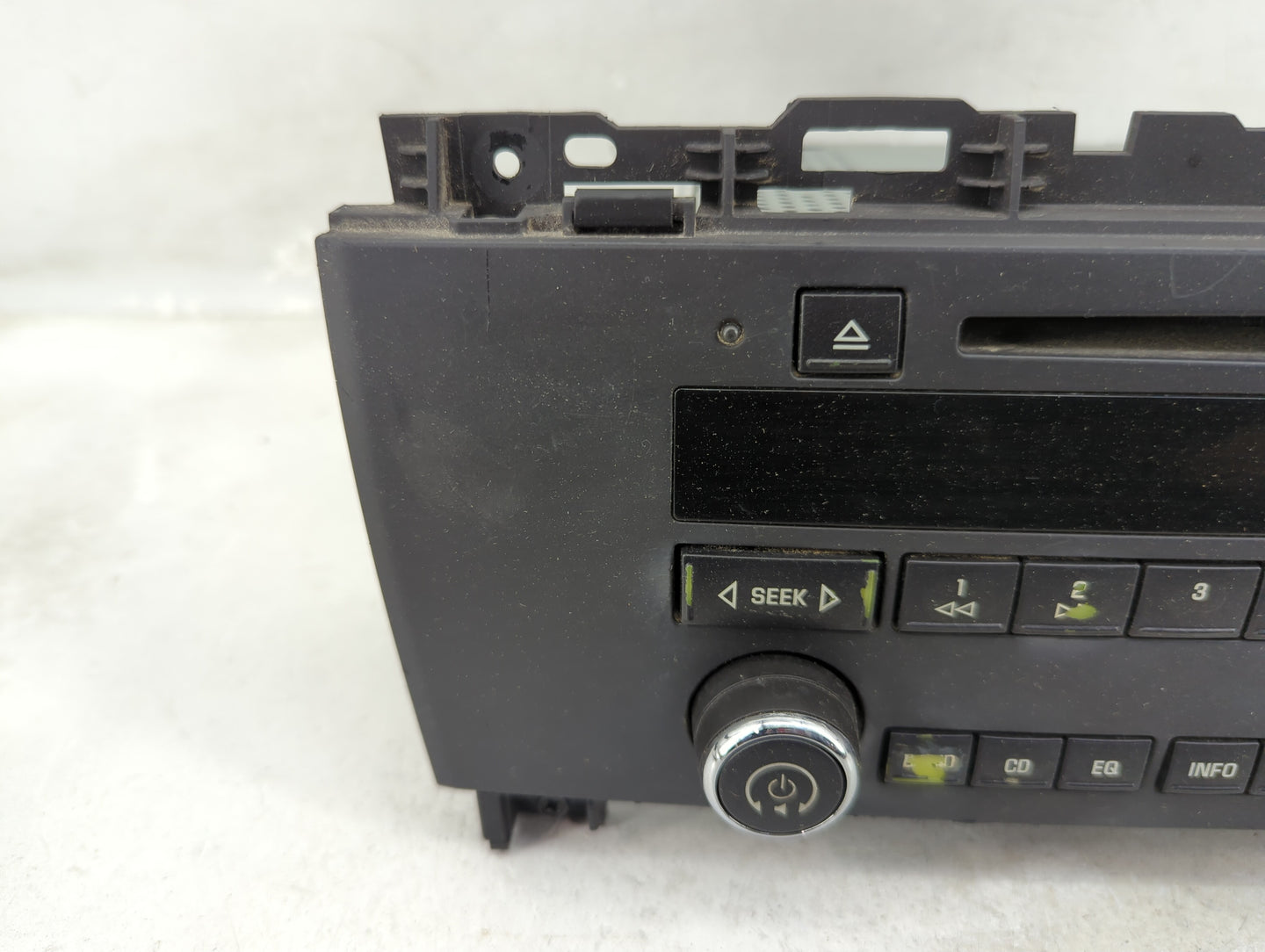 2005-2007 Buick Lacrosse Radio AM FM Cd Player Receiver Replacement P/N:10391272 Fits Fits 2005 2006 2007 OEM Used Auto Part