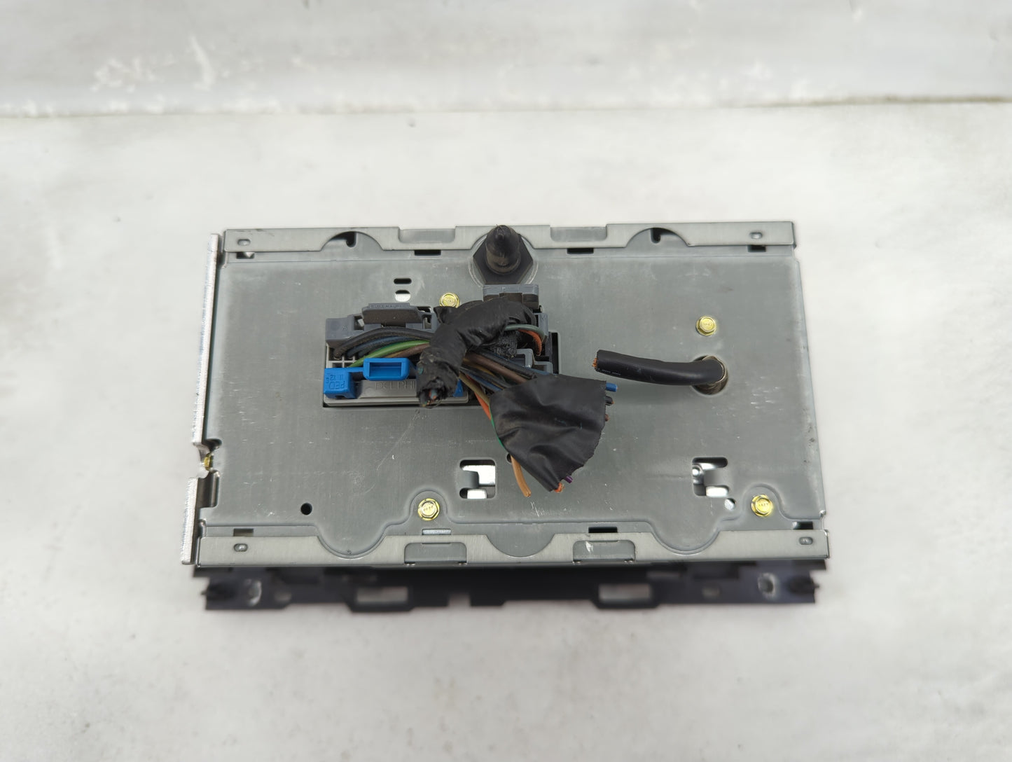 2005-2007 Buick Lacrosse Radio AM FM Cd Player Receiver Replacement P/N:10391272 Fits Fits 2005 2006 2007 OEM Used Auto Part