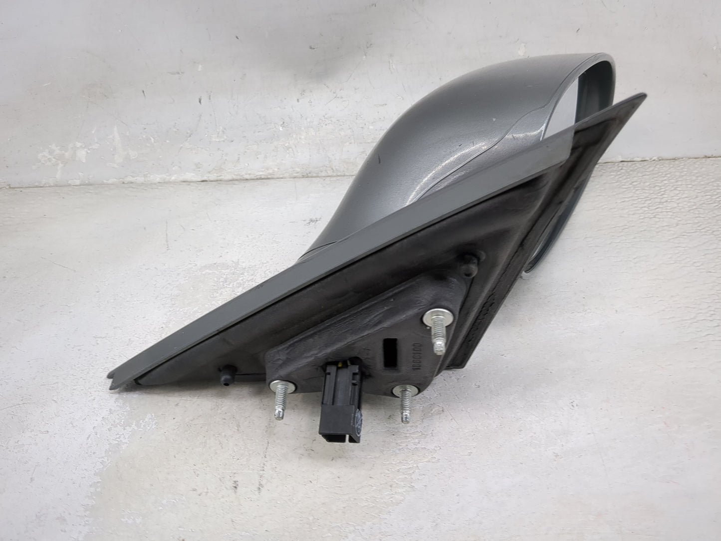 2005 Buick Lacrosse Am Fm Cd Player Radio Receiver Gray - Oemusedautoparts1.com