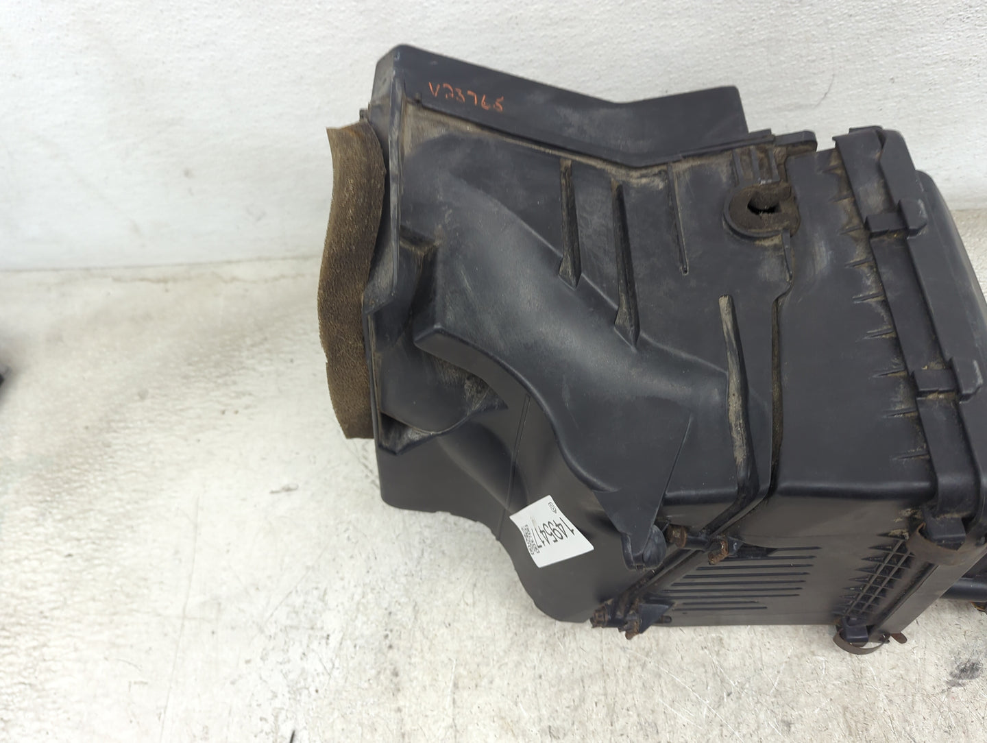2005-2005 Buick Lacrosse Air Cleaner Intake-duct Hose Tube 1495417 - Oemusedautoparts1.com