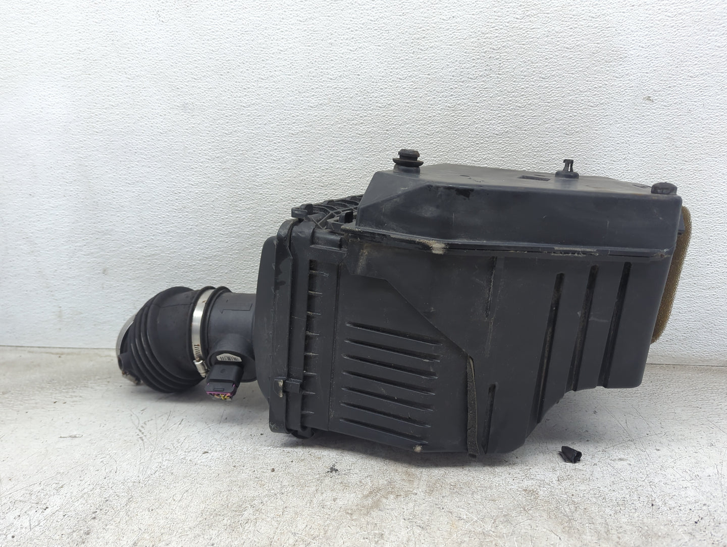 2005-2005 Buick Lacrosse Air Cleaner Intake-duct Hose Tube 1495417 - Oemusedautoparts1.com