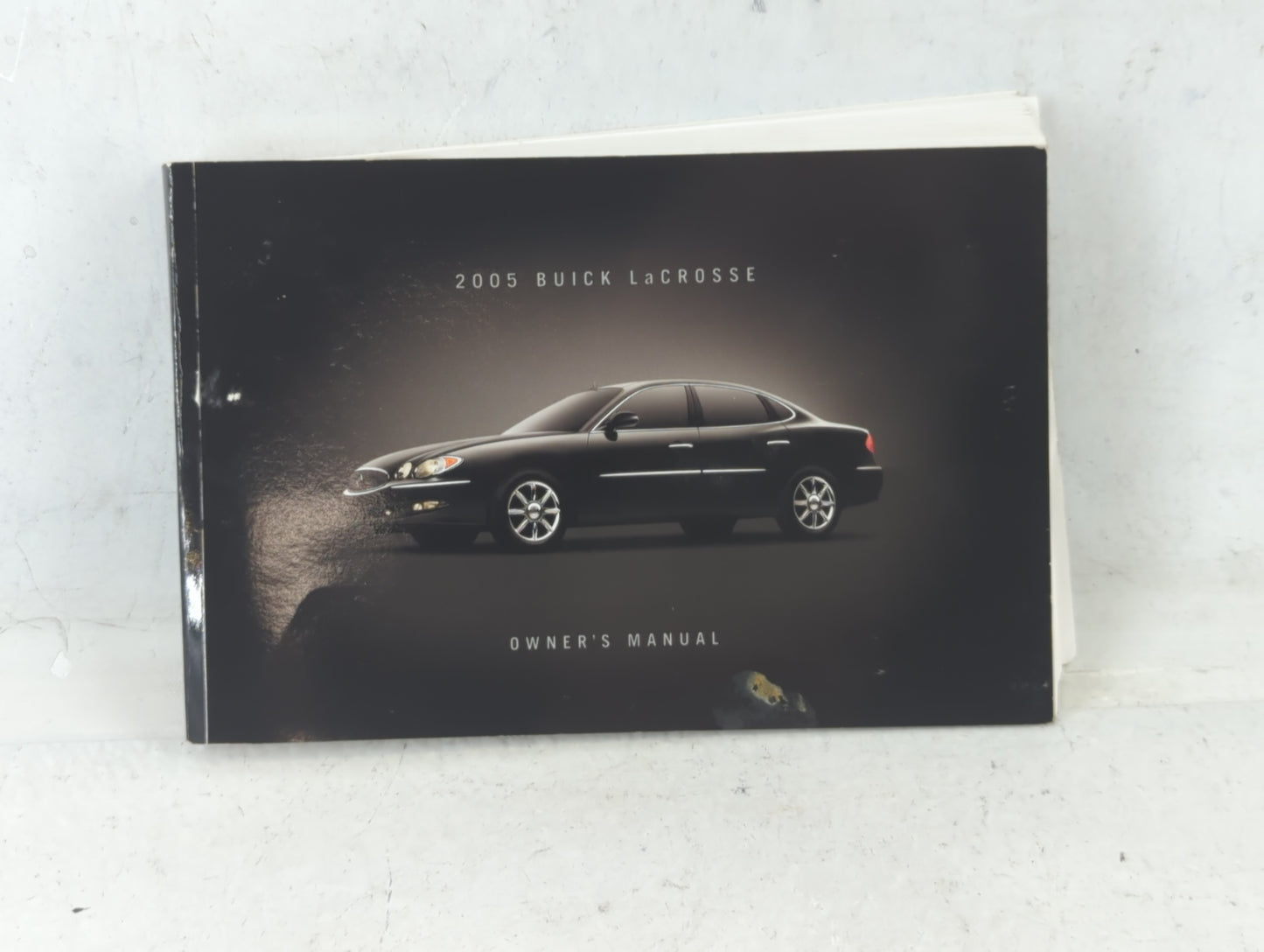 2005 Buick Lacrosse Owners Manual Book Guide P/N:05LACROSSE OEM Used Auto Parts - Oemusedautoparts1.com