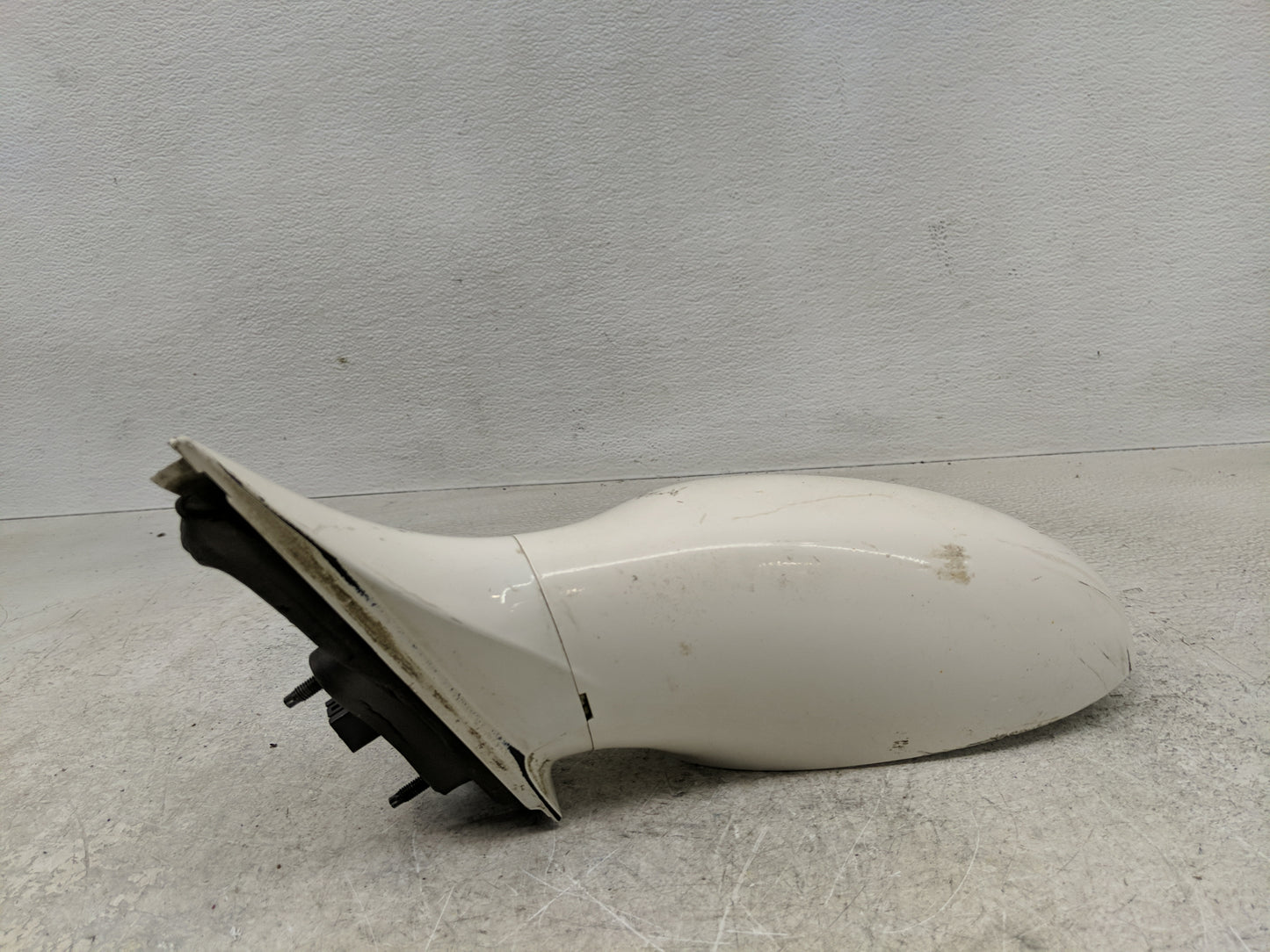 2005-2008 Buick Lacrosse Driver Side View Mirror - Left Door Mirror OEM Used - Oemusedautoparts1.com