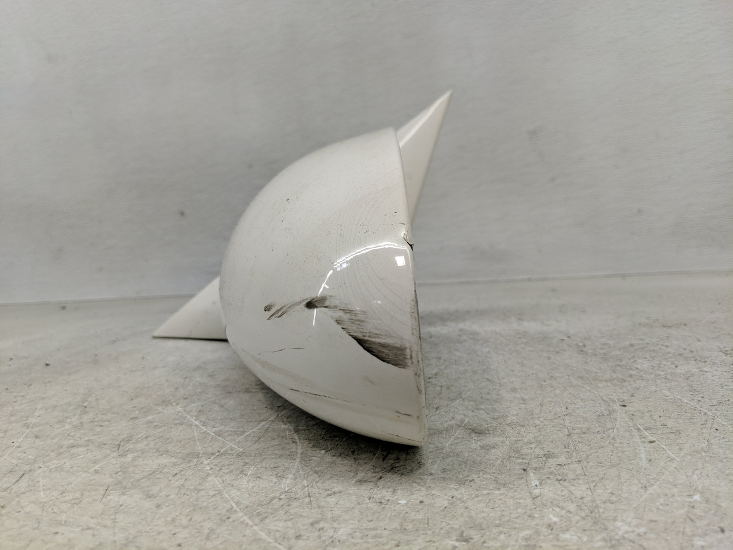 2005-2008 Buick Lacrosse Driver Side View Mirror - Left Door Mirror OEM Used - Oemusedautoparts1.com