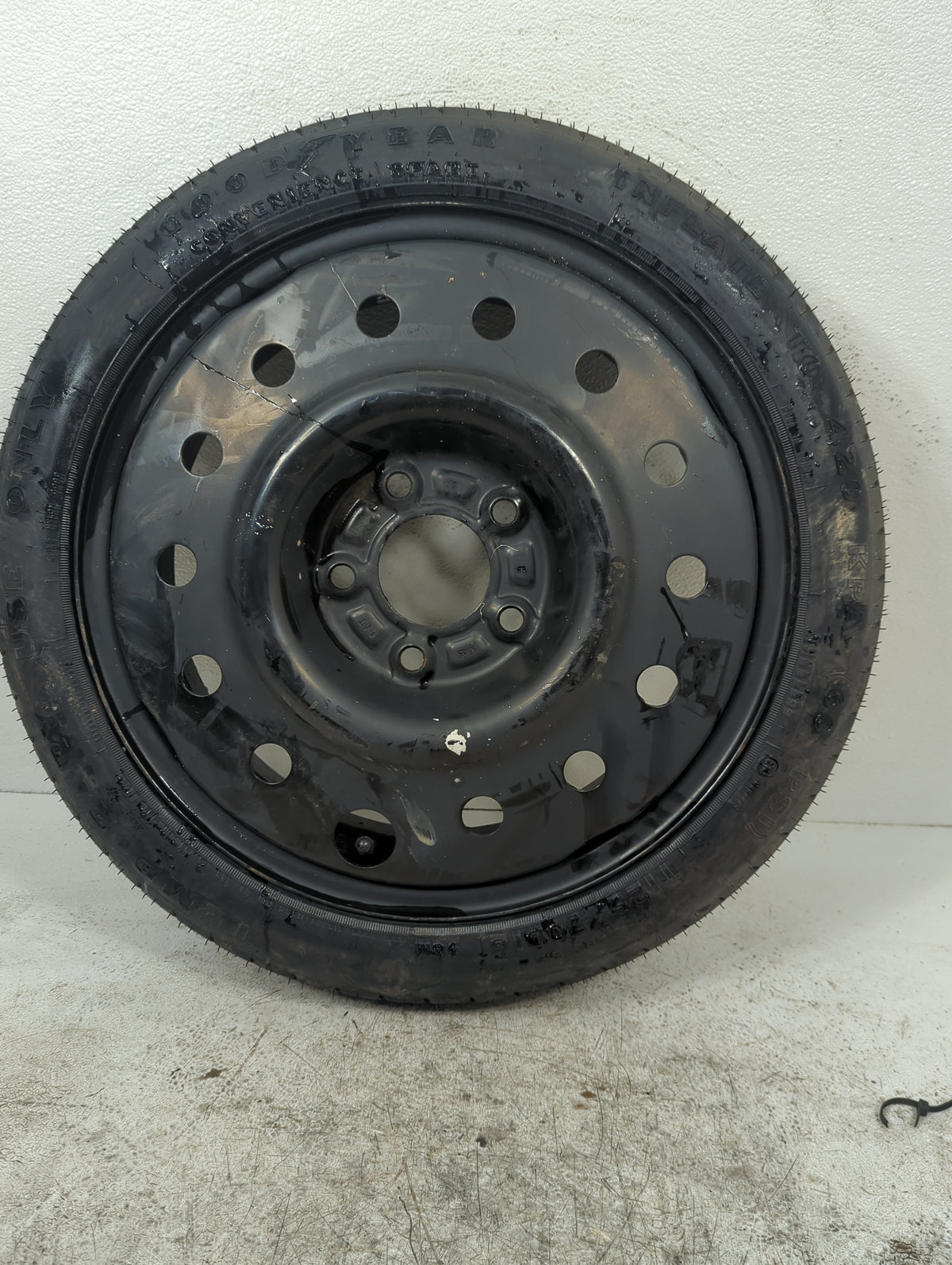 2005-2005 Buick Lacrosse Spare Donut Tire Wheel Rim Oem - Oemusedautoparts1.com