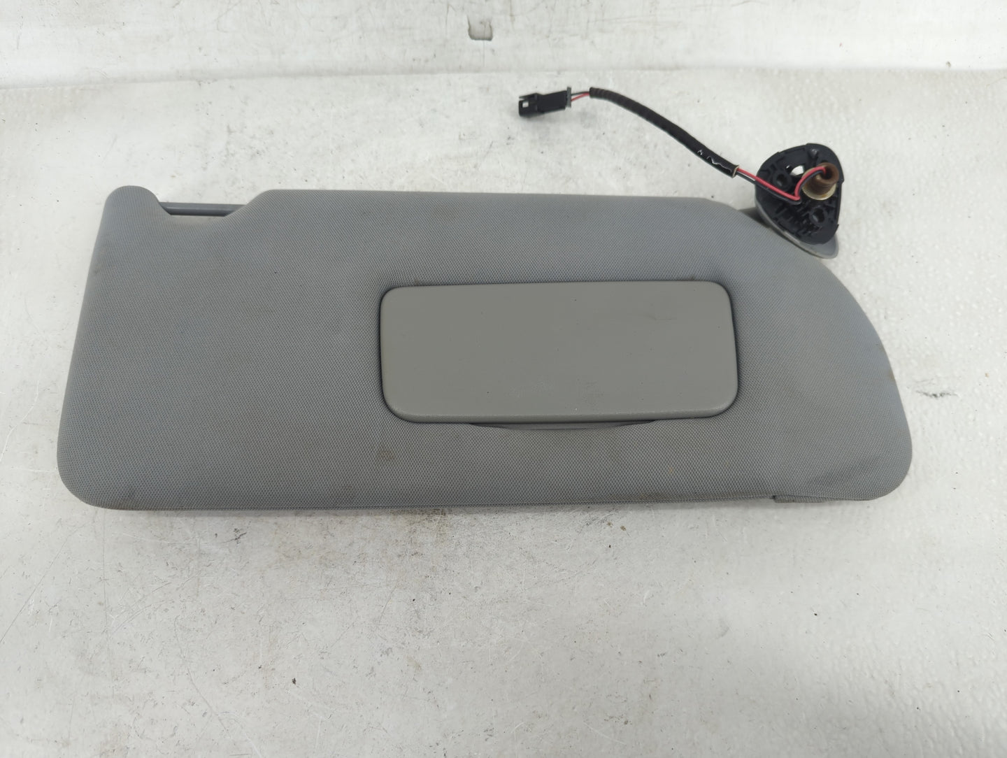 2005-2009 Buick Lacrosse Sun Visor Shade Replacement Passenger Right Mirror Fits Fits 2005 2006 2007 2008 2009 OEM Used Auto