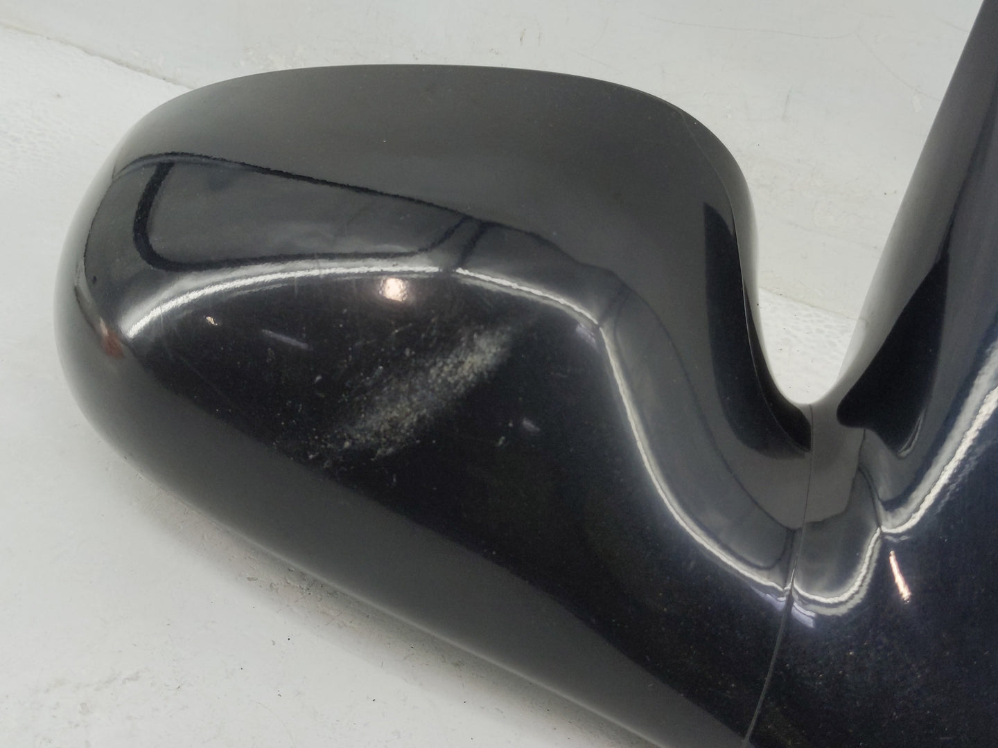 2005-2009 Buick Lacrosse Passenger Side View Mirror - Right Door Mirror OEM Used - Oemusedautoparts1.com