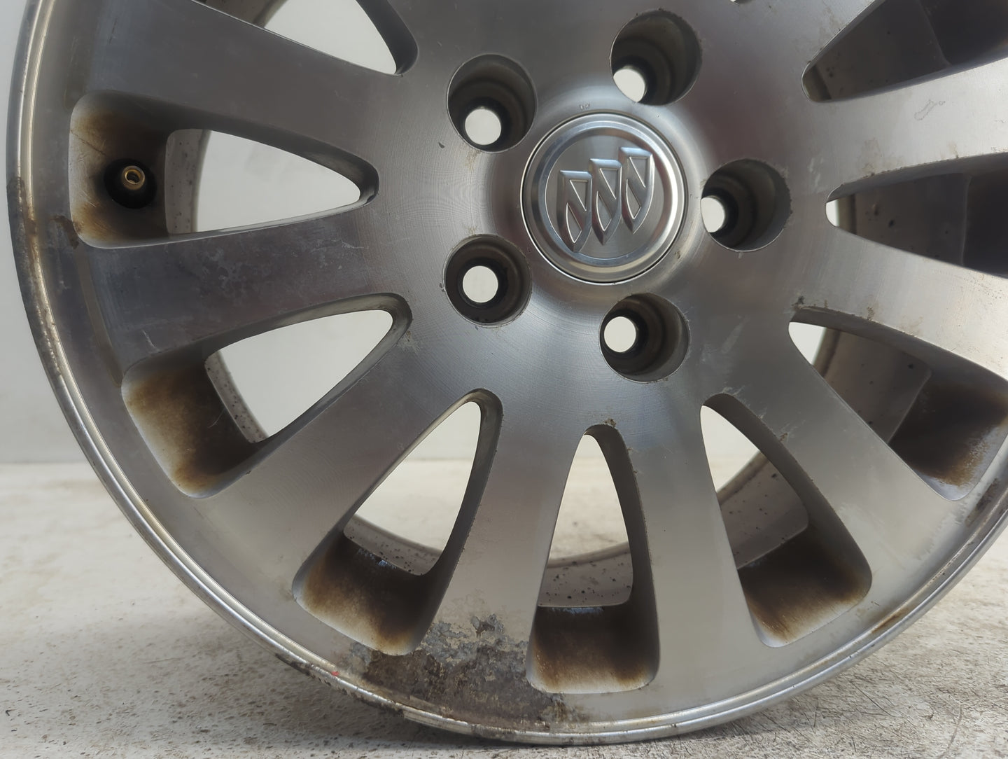 2005-2005 Buick Lesabre Oem Wheel Rim - Oemusedautoparts1.com