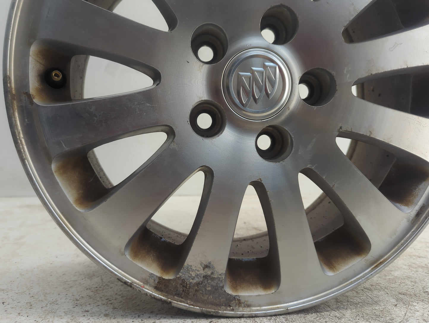 2005-2005 Buick Lesabre Oem Wheel Rim - Oemusedautoparts1.com