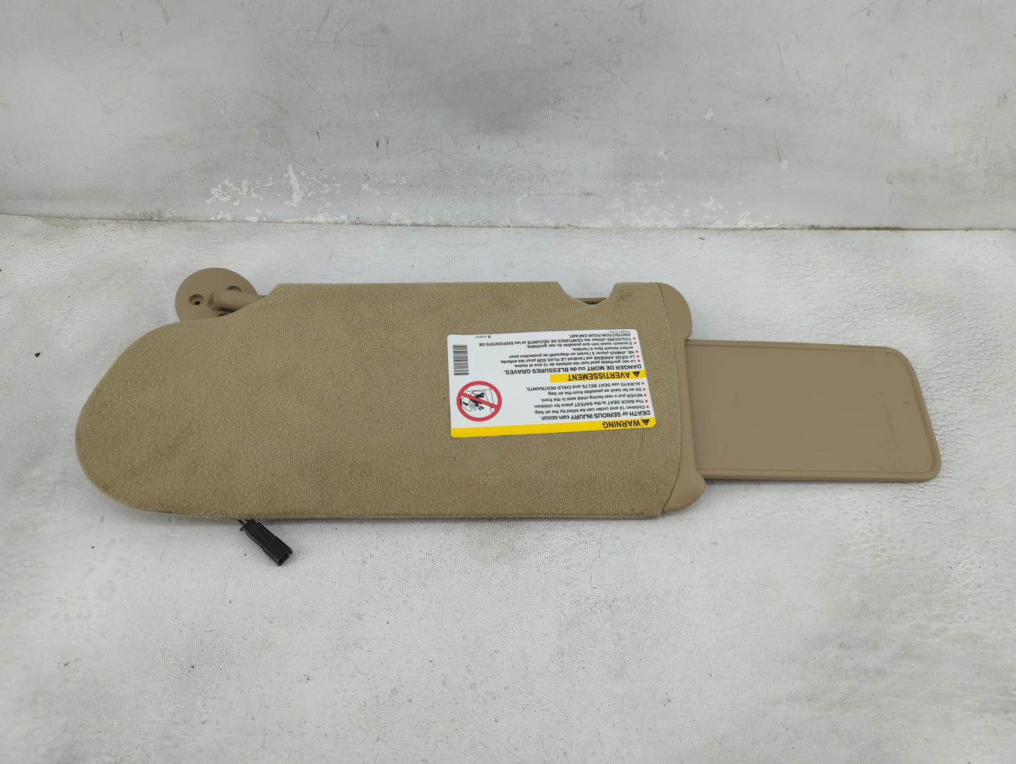 2000-2005 Buick Lesabre Sun Visor Shade Replacement Passenger Right Mirror Fits Fits 2000 2001 2002 2003 2004 2005 OEM Used 