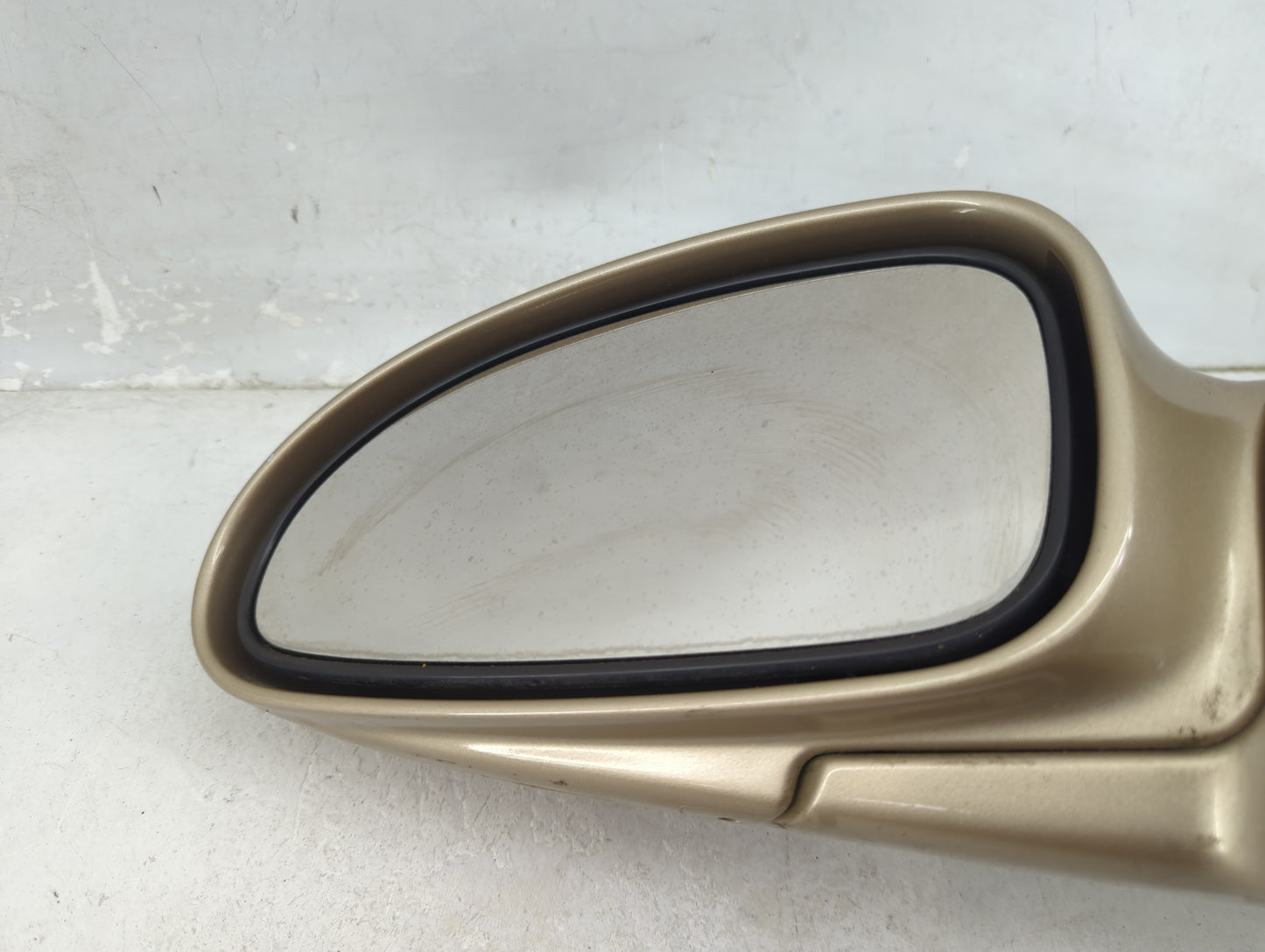 2000-2005 Buick Lesabre Driver Side View Mirror - Left Door Mirror OEM Used - Oemusedautoparts1.com