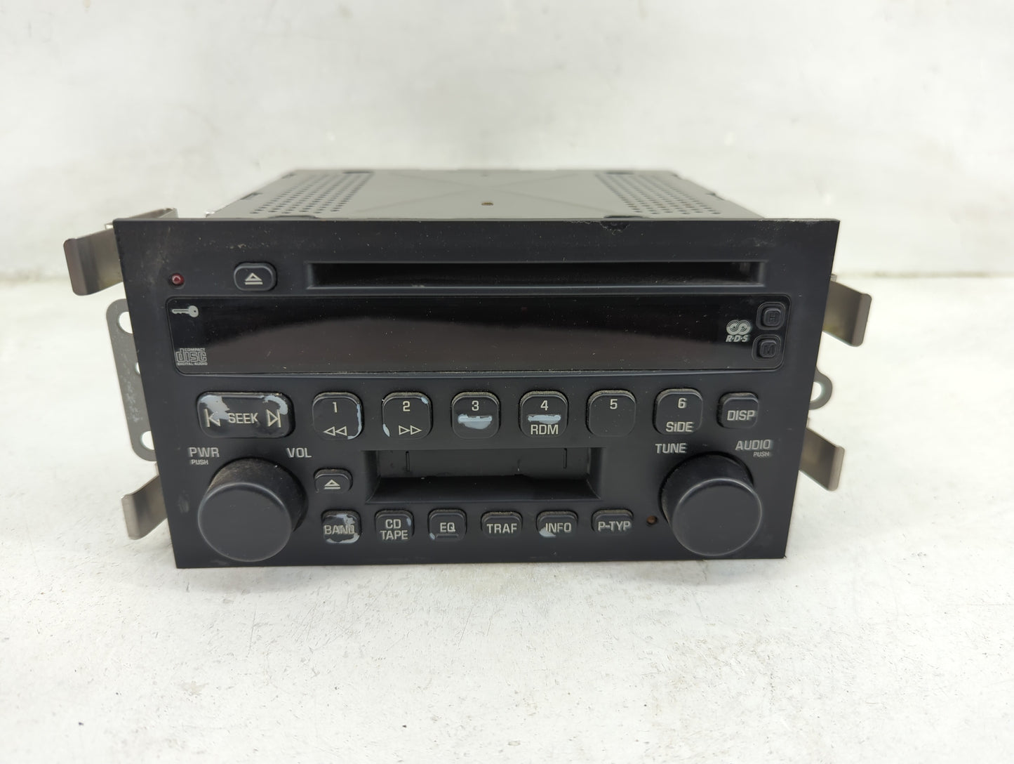 2003-2005 Buick Lesabre Radio AM FM Cd Player Receiver Replacement Fits Fits 2003 2004 2005 OEM Used Auto Parts - Oemusedaut