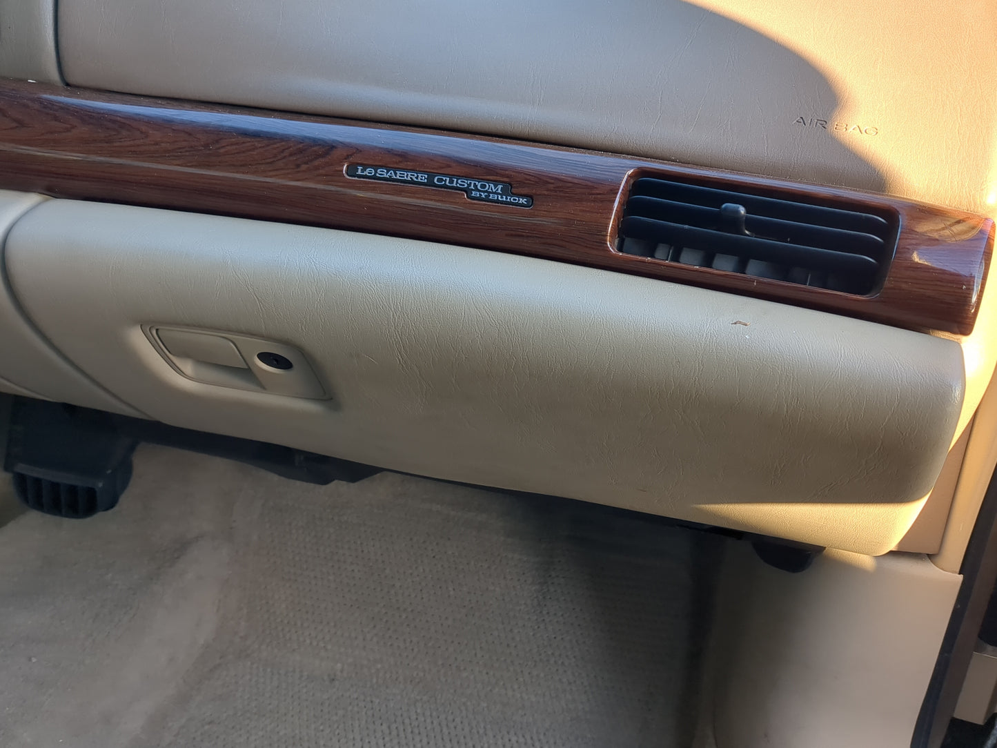 2005 Buick Lesabre Passenger Glove Box Door Storage Compartment - Oemusedautoparts1.com
