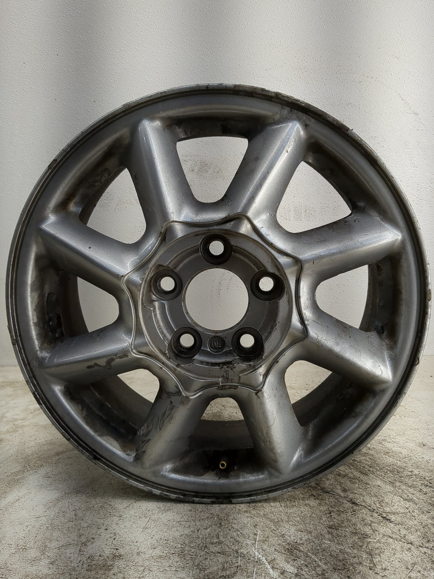 2003-2005 Buick Lesabre Oem Wheel Rim - Oemusedautoparts1.com