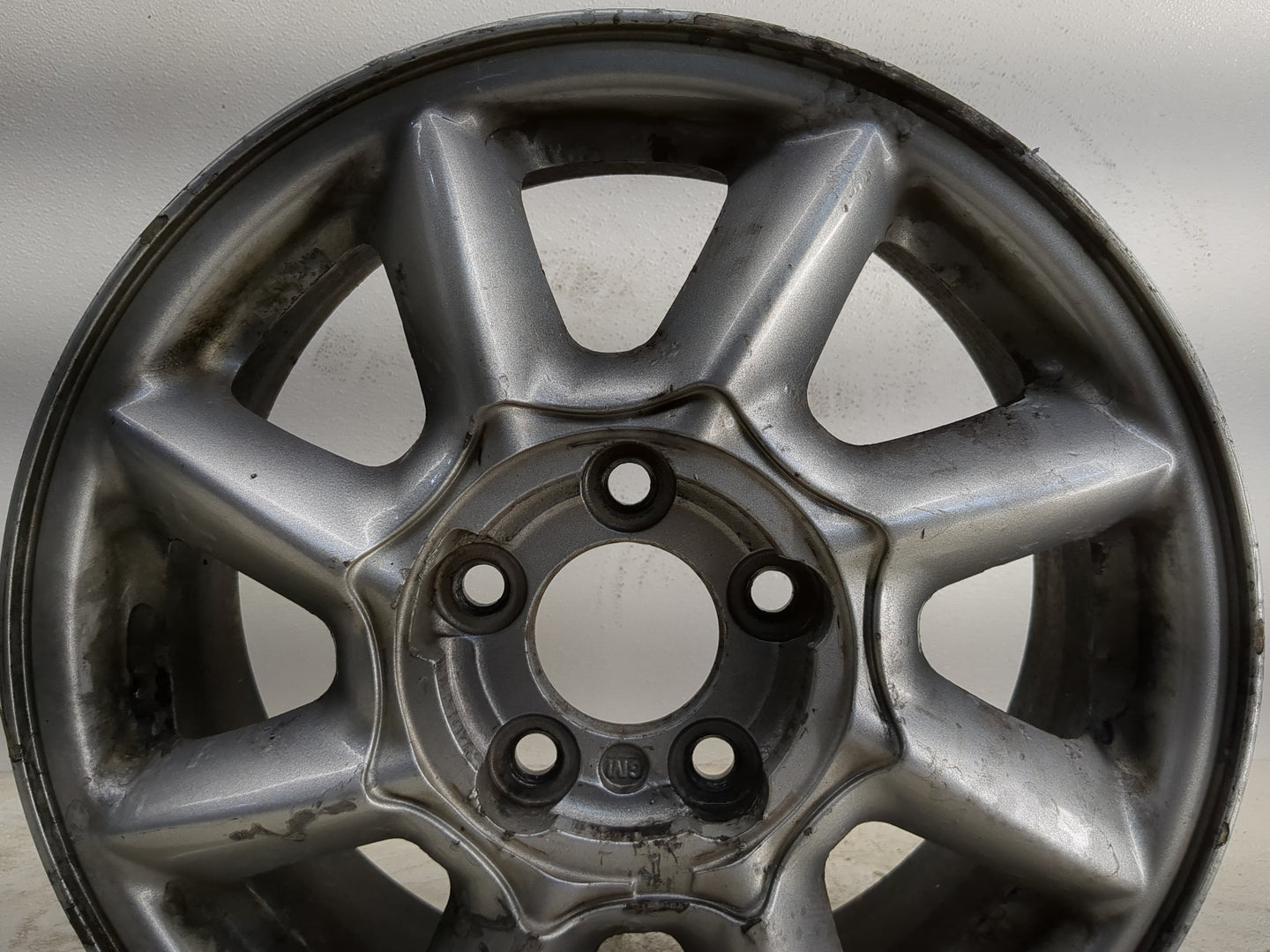 2003-2005 Buick Lesabre Oem Wheel Rim - Oemusedautoparts1.com