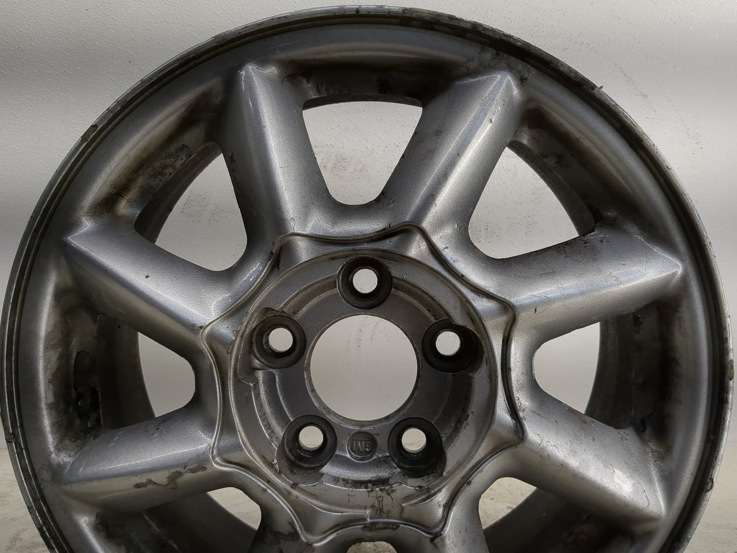 2003-2005 Buick Lesabre Oem Wheel Rim - Oemusedautoparts1.com