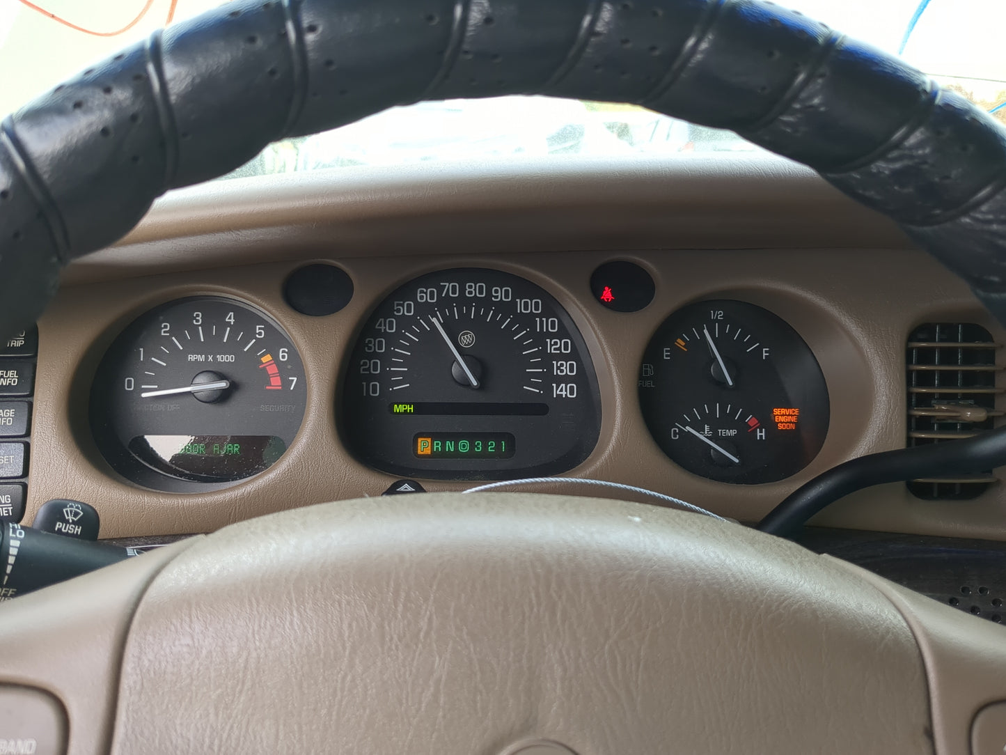 2002-2005 Buick Lesabre Instrument Cluster Speedometer Gauges Fits Fits 2002 2003 2004 2005 OEM Used Auto Parts - Oemusedaut