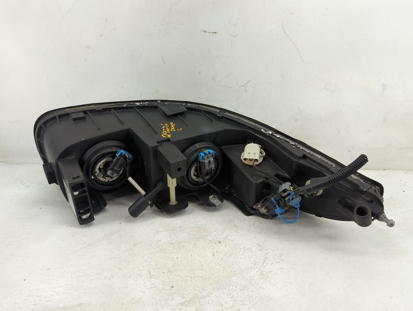 2000-2005 Buick Lesabre Driver Left Oem Head Light Headlight Lamp - Oemusedautoparts1.com