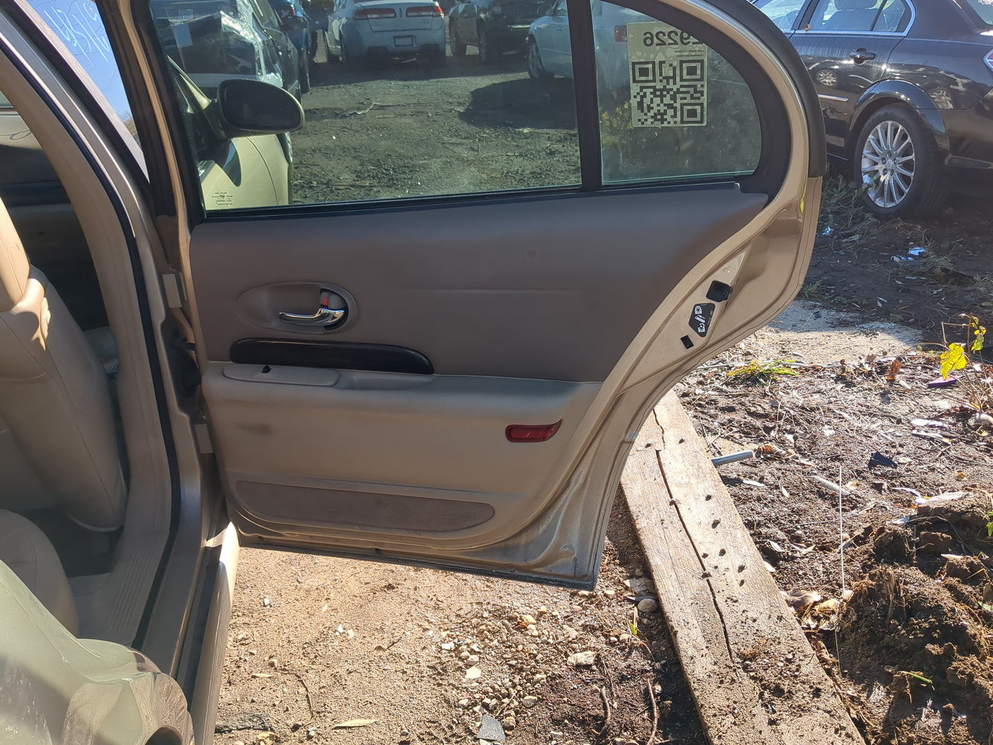 2000-2005 Buick Lesabre Passenger Rear Door Oem 1206915 - Oemusedautoparts1.com
