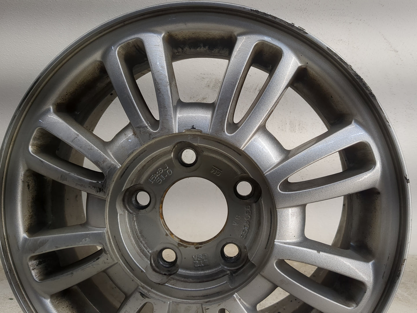 2002-2005 Buick Lesabre Oem Wheel Rim 1218046 - Oemusedautoparts1.com