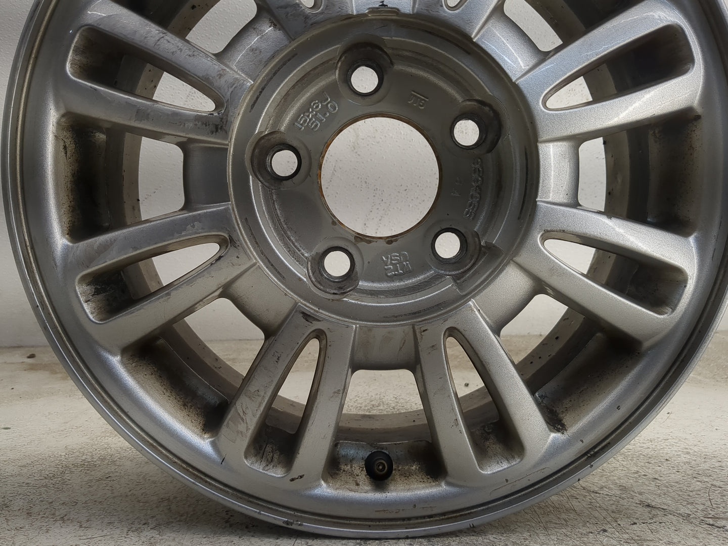 2002-2005 Buick Lesabre Oem Wheel Rim 1218046 - Oemusedautoparts1.com