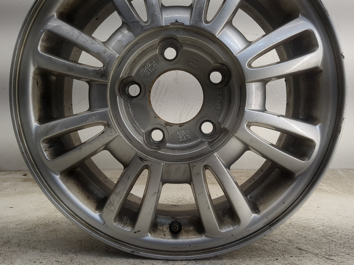 2002-2005 Buick Lesabre Oem Wheel Rim 1218046 - Oemusedautoparts1.com