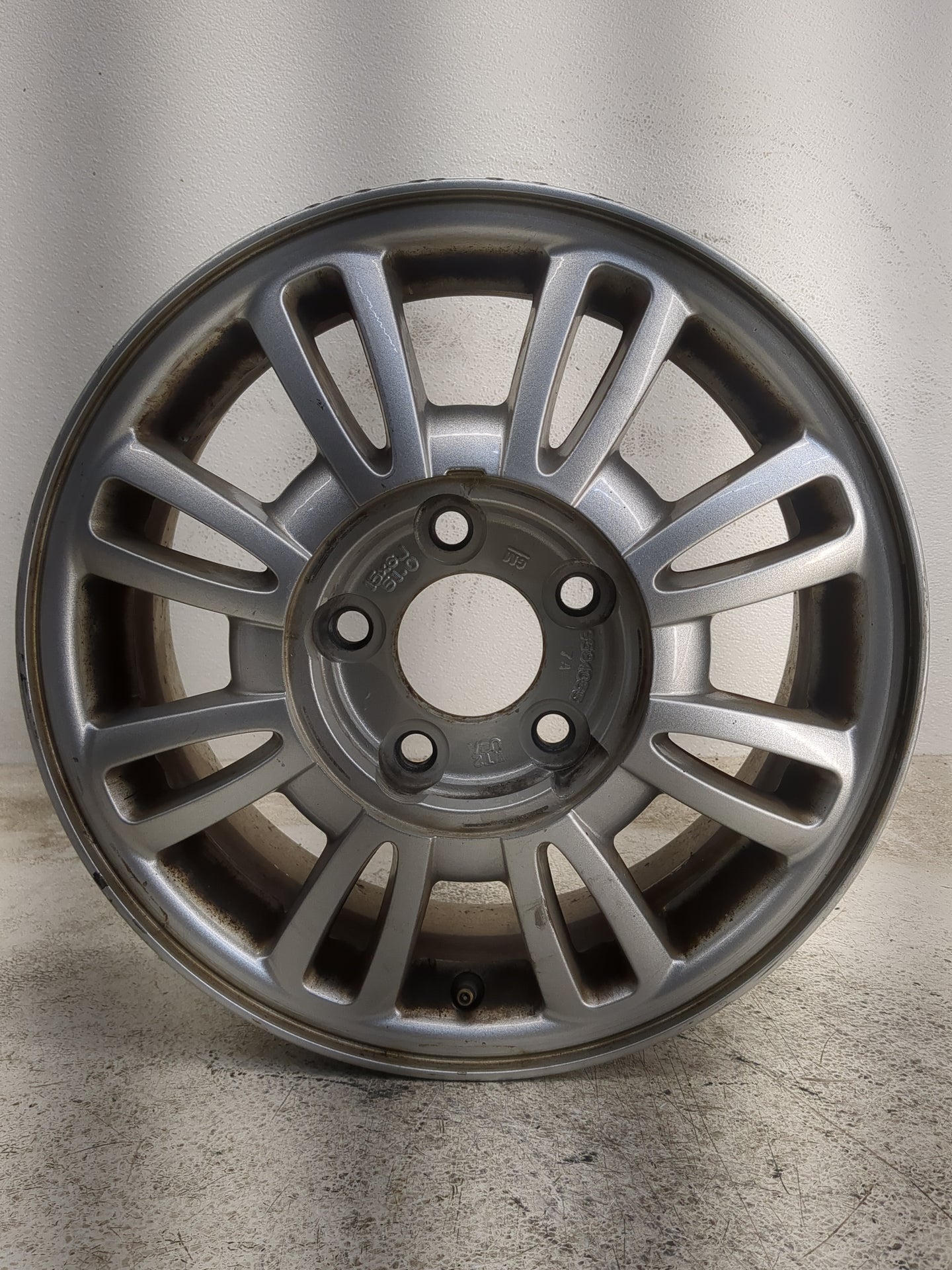 2002-2005 Buick Lesabre Oem Wheel Rim - Oemusedautoparts1.com