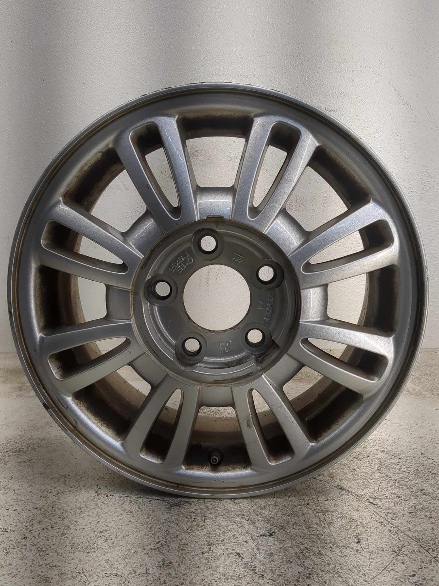 2002-2005 Buick Lesabre Oem Wheel Rim - Oemusedautoparts1.com