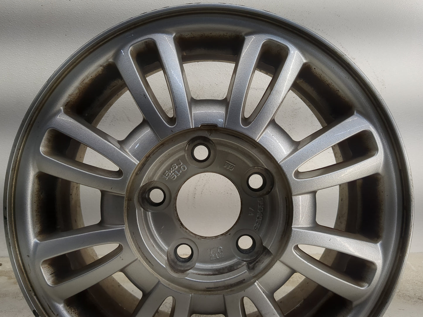 2002-2005 Buick Lesabre Oem Wheel Rim - Oemusedautoparts1.com