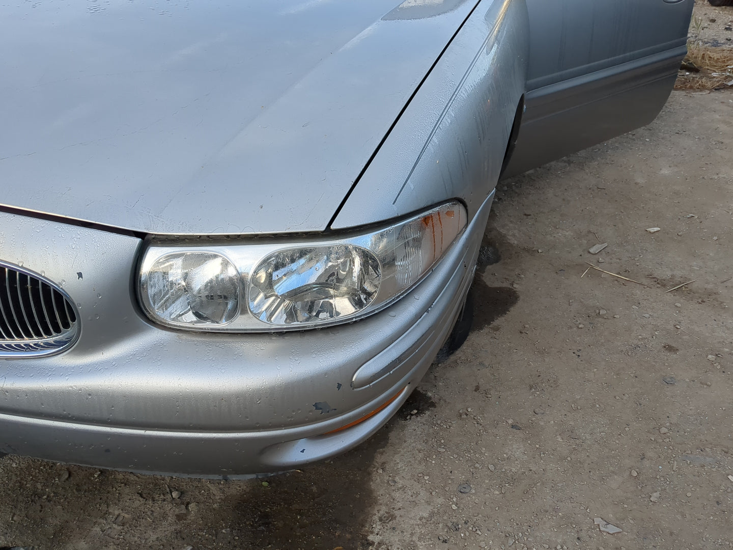 2000-2005 Buick Lesabre Driver Left Oem Head Light Headlight Lamp - Oemusedautoparts1.com