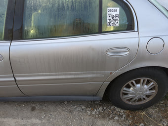 compare product 2000-2005 Buick Lesabre Driver Rear Door Oem 1218163