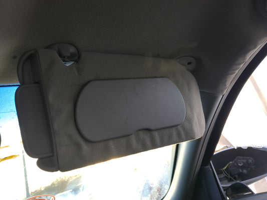 2000-2005 Buick Lesabre Sun Visor Shade Replacement Passenger Right Mirror Fits Fits 2000 2001 2002 2003 2004 2005 OEM Used Auto Parts