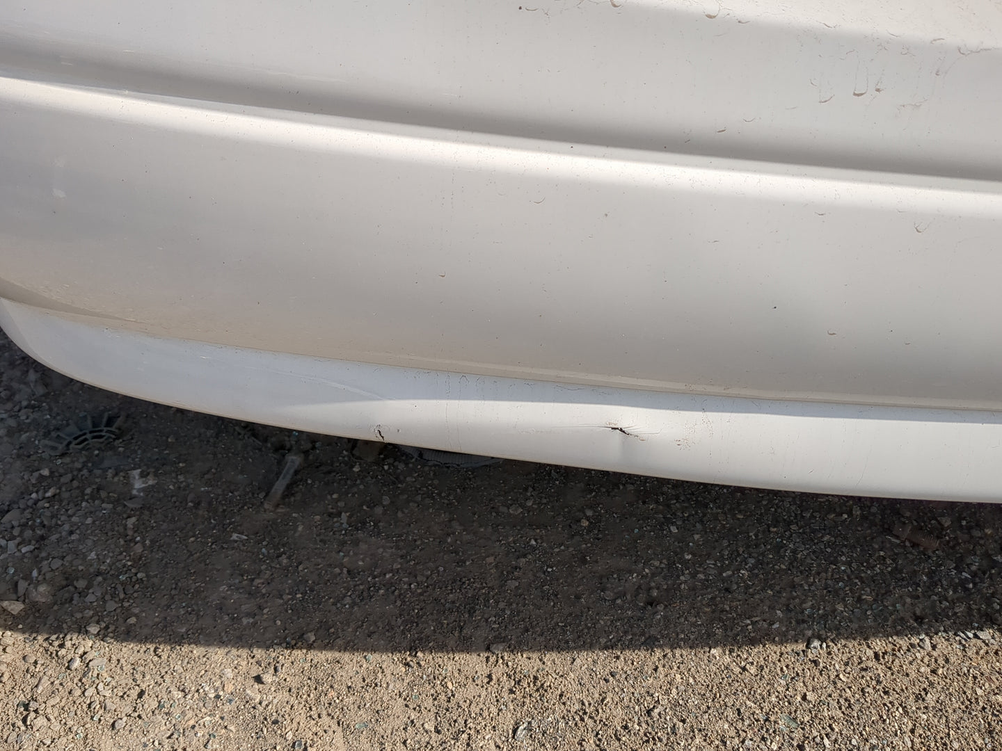 2000-2005 Buick Lesabre Rear Bumper Assembly Oem 1219601 - Oemusedautoparts1.com