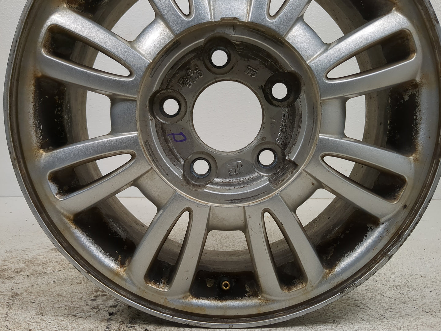 2002-2005 Buick Lesabre Oem Wheel Rim 1385253 - Oemusedautoparts1.com