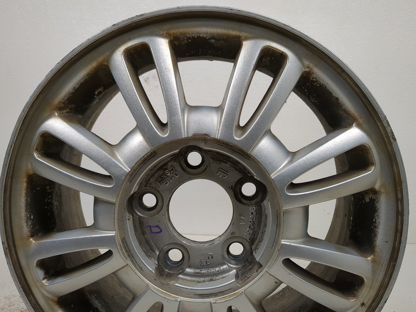 2002-2005 Buick Lesabre Oem Wheel Rim 1385253 - Oemusedautoparts1.com