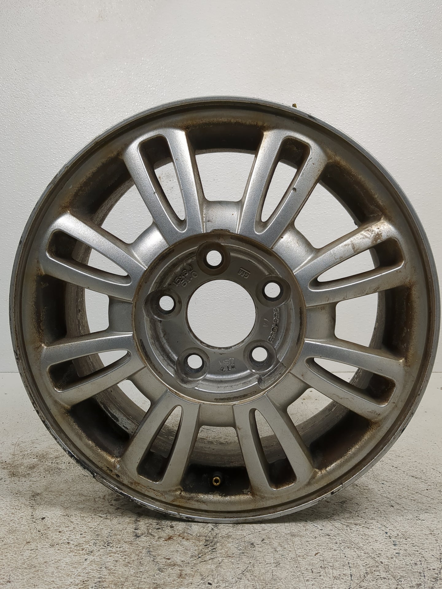 2002-2005 Buick Lesabre Oem Wheel Rim 1385254 - Oemusedautoparts1.com