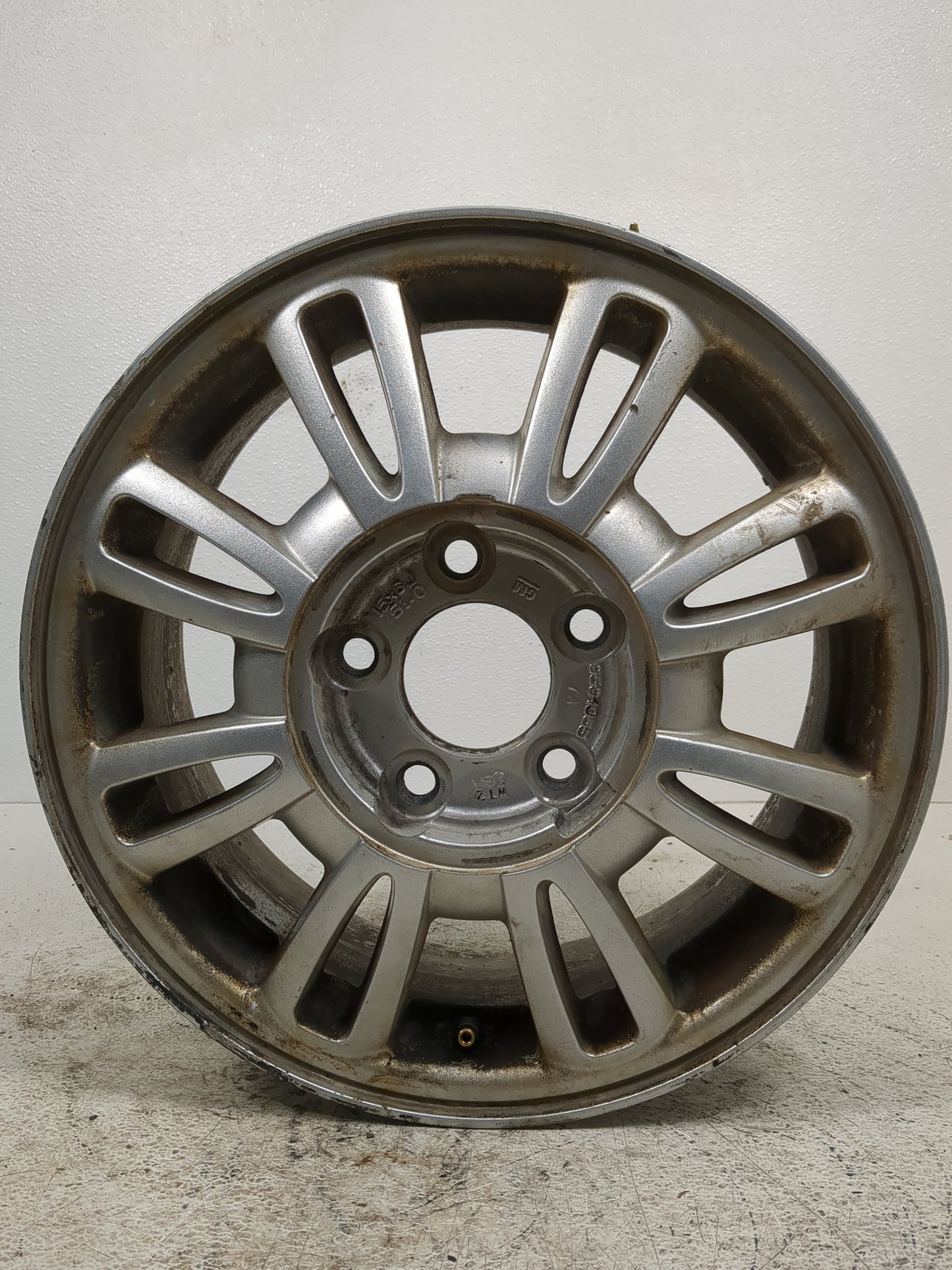 2002-2005 Buick Lesabre Oem Wheel Rim 1385254 - Oemusedautoparts1.com