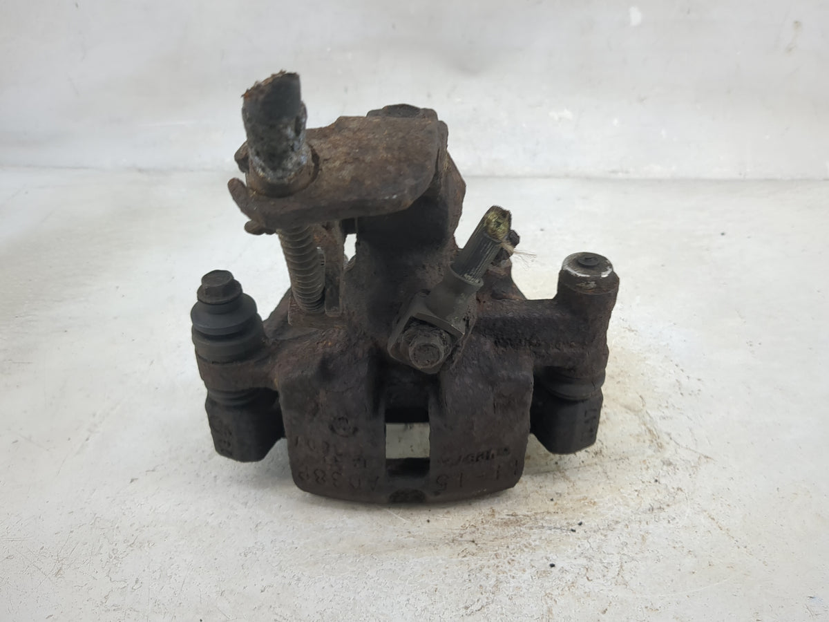 2000-2005 Buick Lesabre Rear Driver Left Brake Caliper 1510320 - Oemusedautoparts1.com