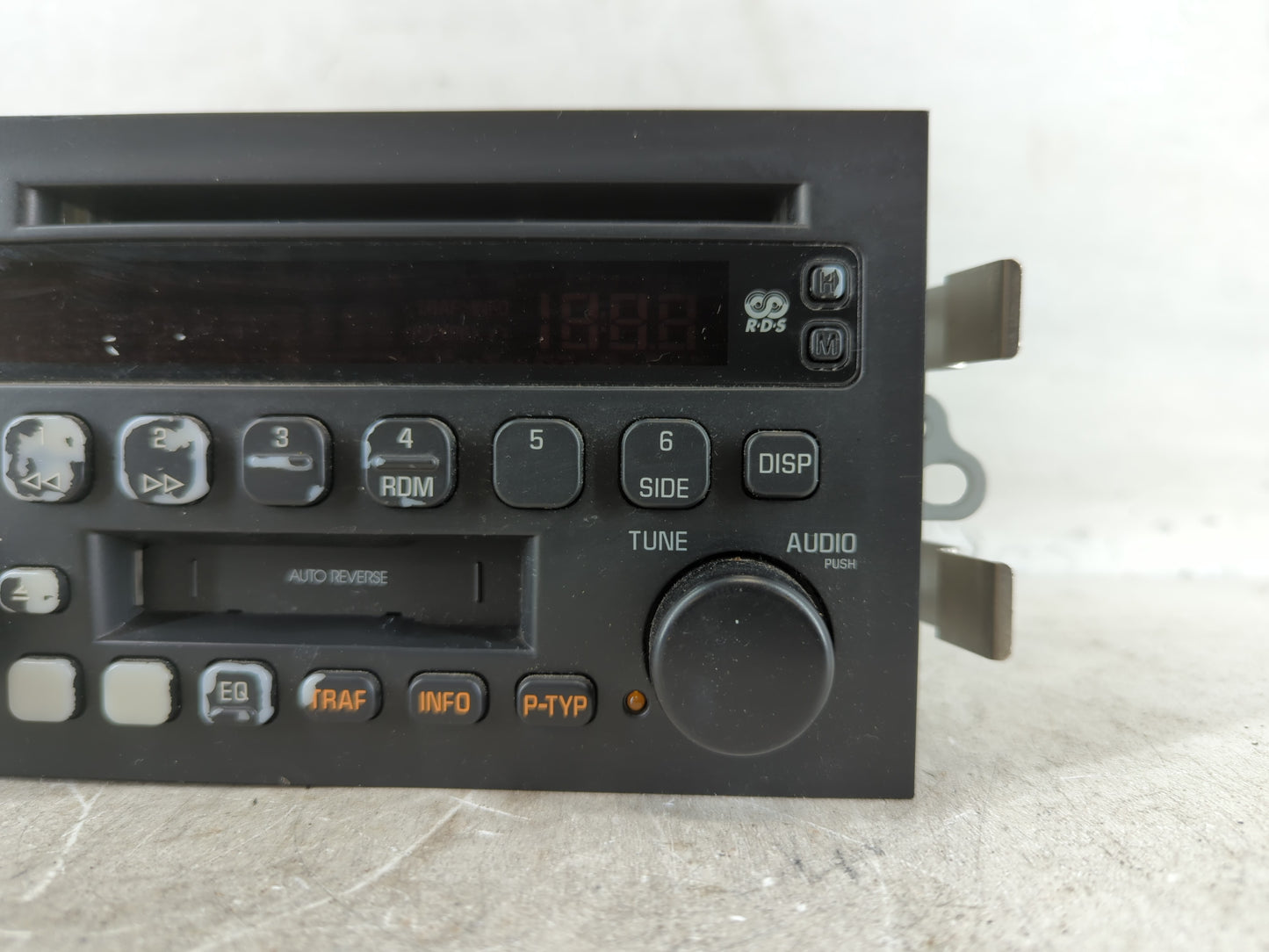 2003-2005 Buick Lesabre Radio AM FM Cd Player Receiver Replacement P/N:10375847 25734858, 25756857 Fits Fits 2003 2004 2005 