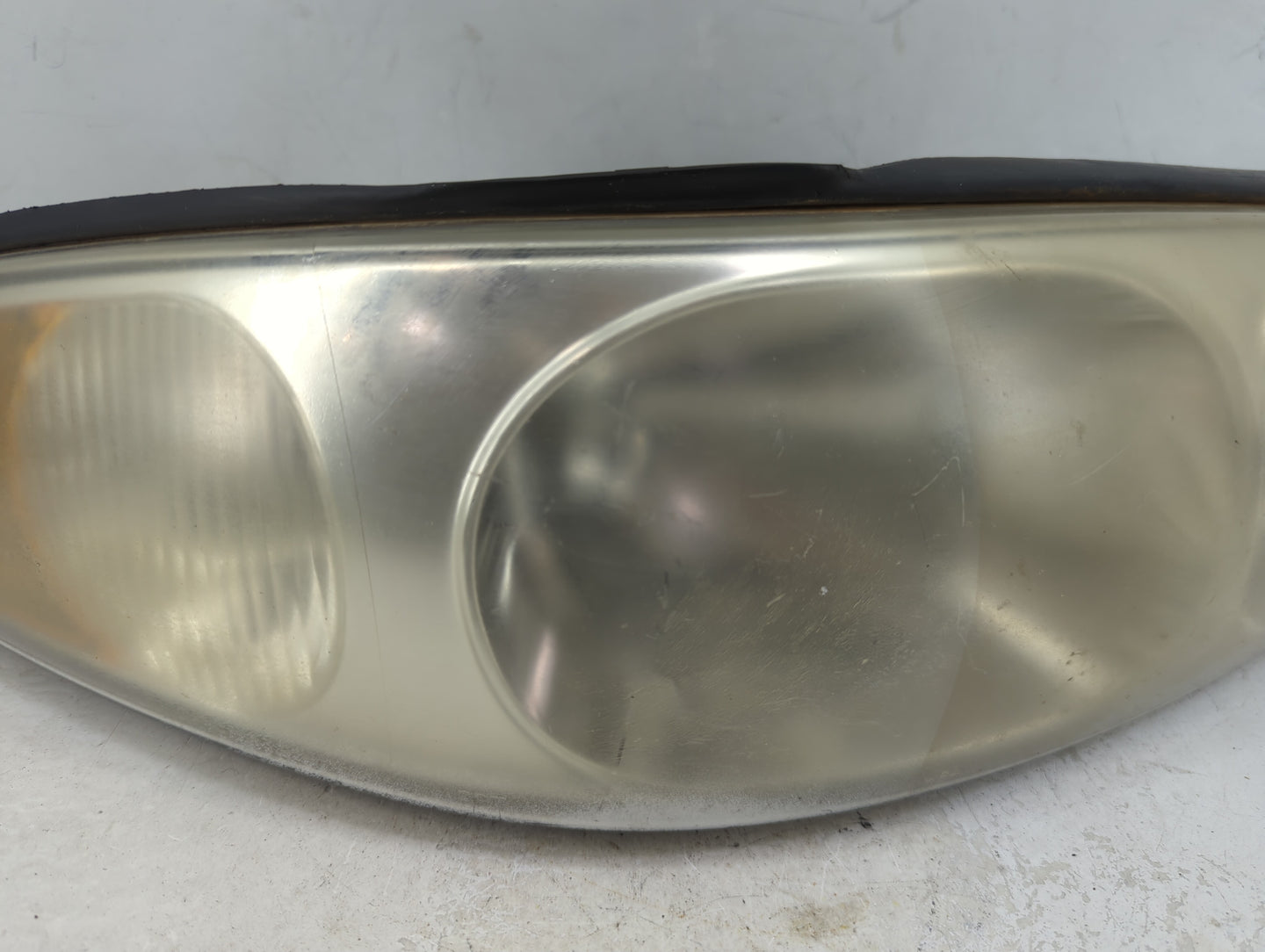 2000-2005 Buick Lesabre Passenger Right Oem Head Light Headlight Lamp - Oemusedautoparts1.com