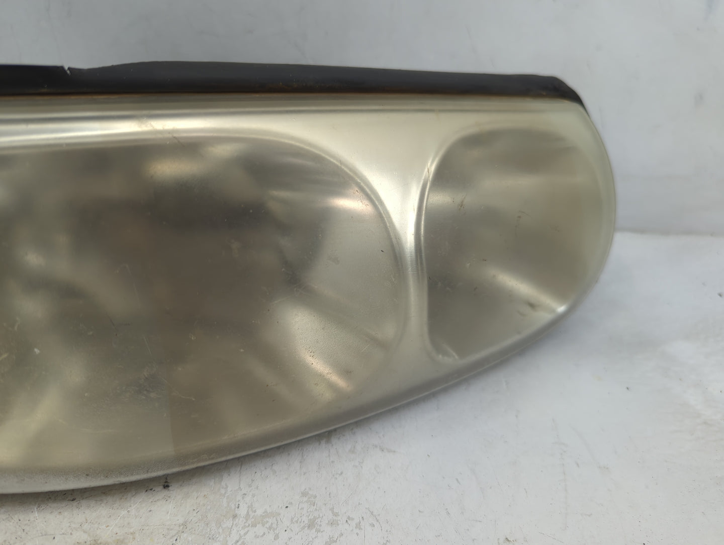 2000-2005 Buick Lesabre Passenger Right Oem Head Light Headlight Lamp - Oemusedautoparts1.com