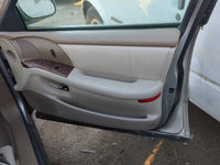 2005 Buick Park Avenue Front Right Passenger Interior Door Panel Trim 1240473 - Oemusedautoparts1.com