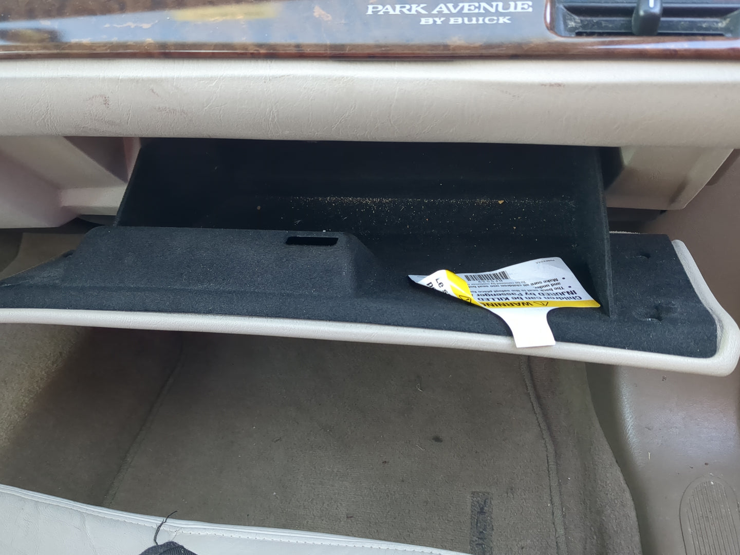 2005 Buick Park Avenue Passenger Glove Box Door Storage Compartment 1240474 - Oemusedautoparts1.com